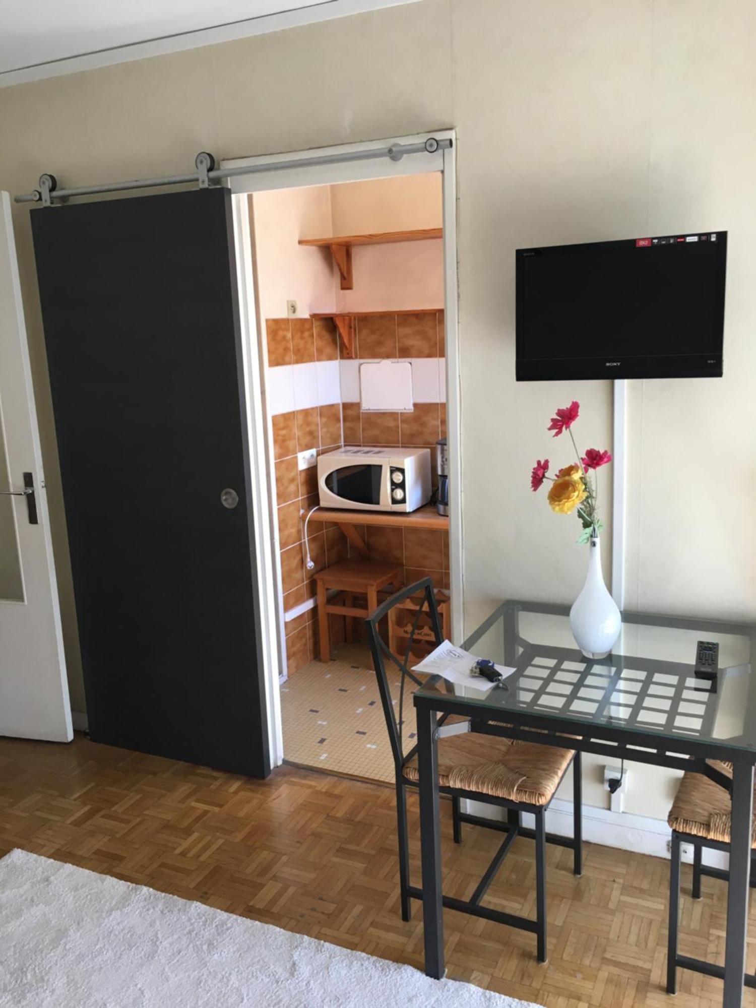 Appartement Studio Meuble à Charenton-le-Pont Extérieur photo
